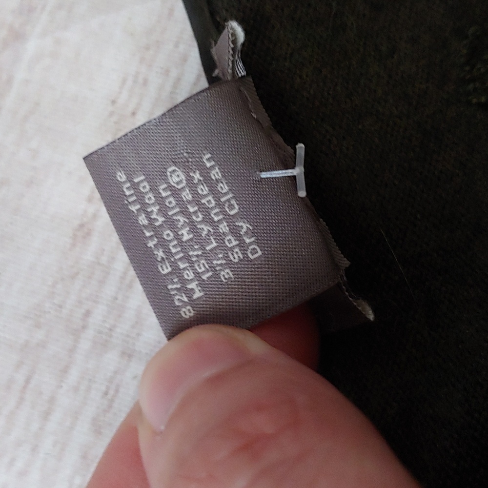 ANN TAYLOR MERINO WOOL BLEND BEADED CARDIGAN - Picture 5 of 8